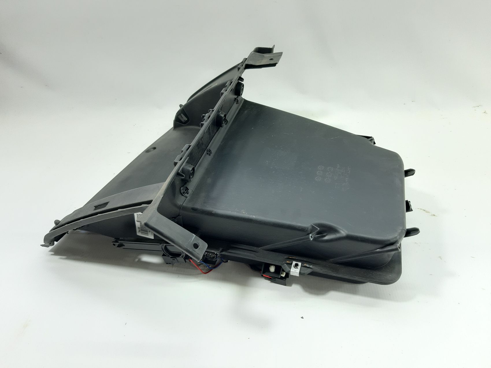 Dart Бардачок Dodge Dart 2013-2016 1TQ45DX9AE Dodge Dart 4