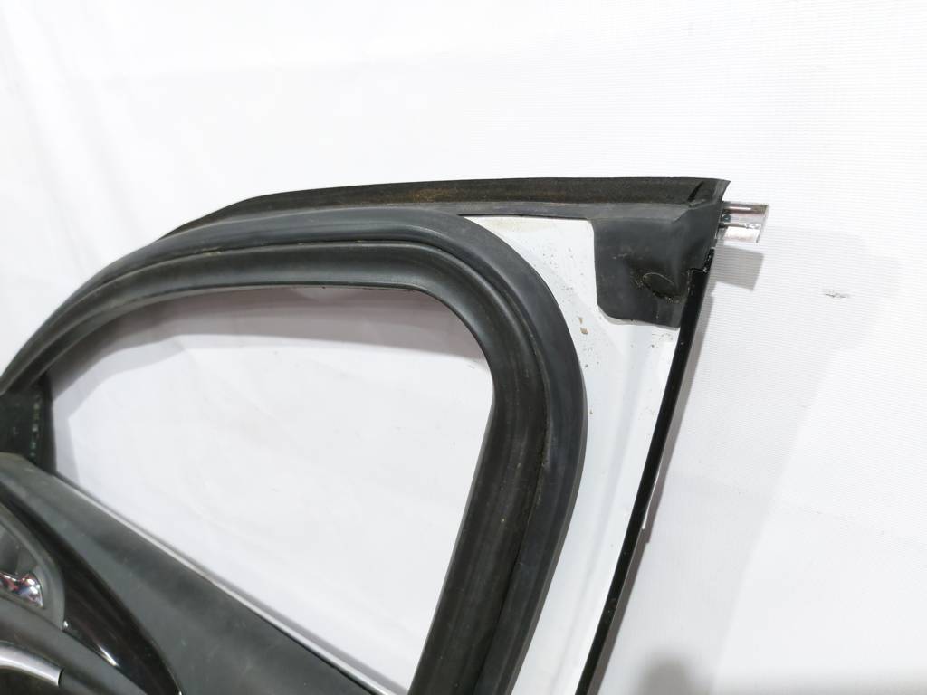 Regal Дверь передняя правая в сборе Buick Regal 2011-2017 20987624 Buick Regal 20