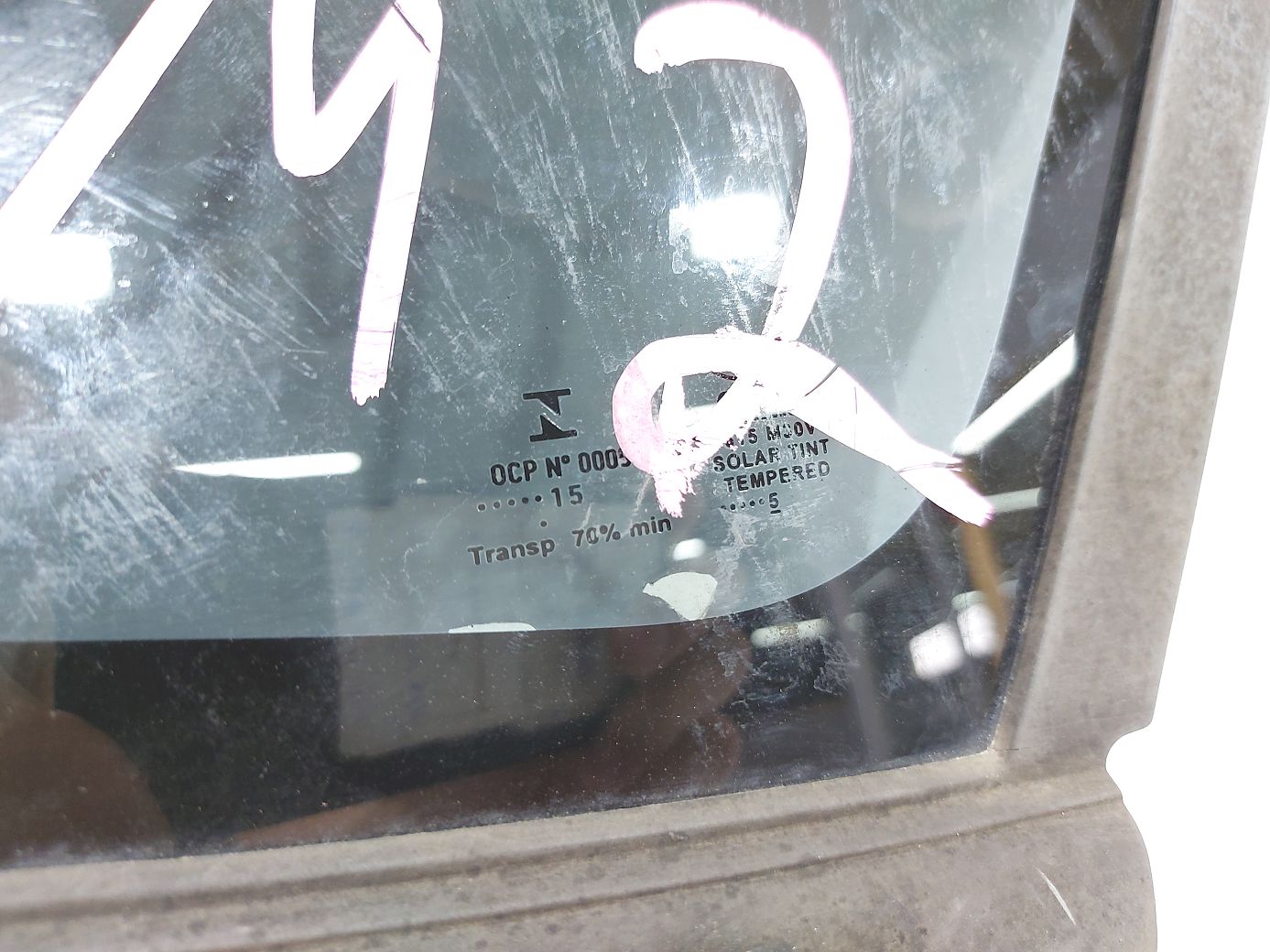 Fiesta sedan Заднє праворуч Ford Fiesta sedan 2011-2019 AE835429750AD Ford Fiesta sedan 2