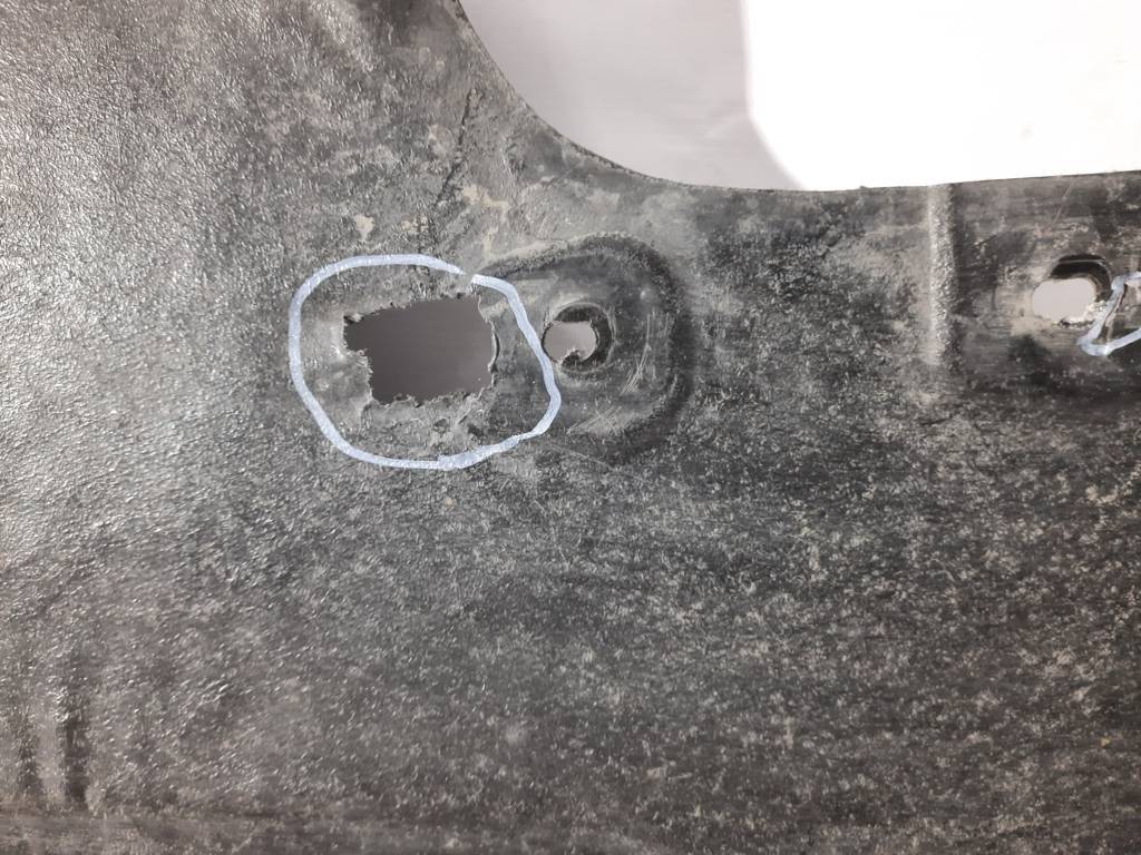 Ats Захист днища правий Cadillac ATS 2013-2019 23497849 Cadillac ATS 21