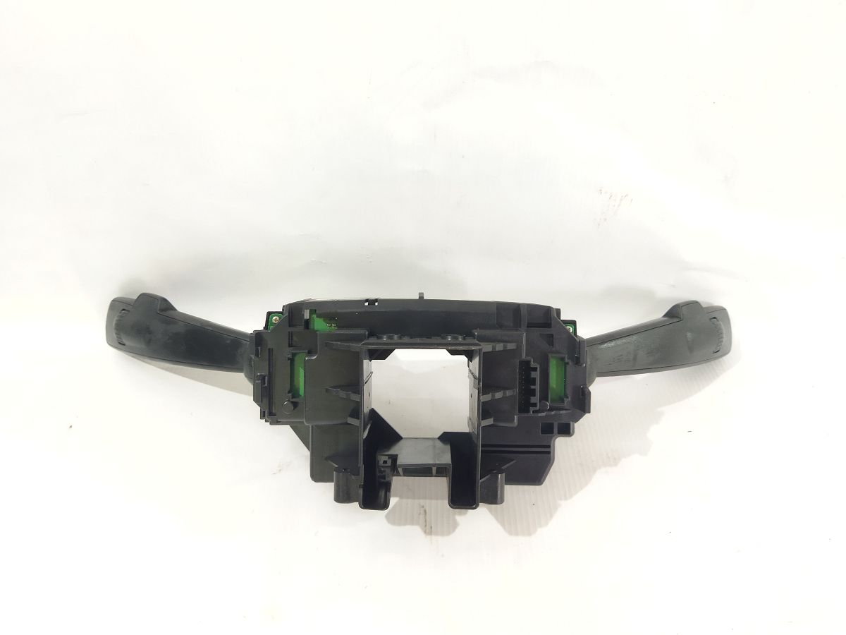 S60 Підрульовий перемикач (гітара) Volvo S60 2011-2018 31456045 Volvo S60 5 S60 Підрульовий перемикач (гітара) Volvo S60 2011-2018 31456045 Volvo S60 5