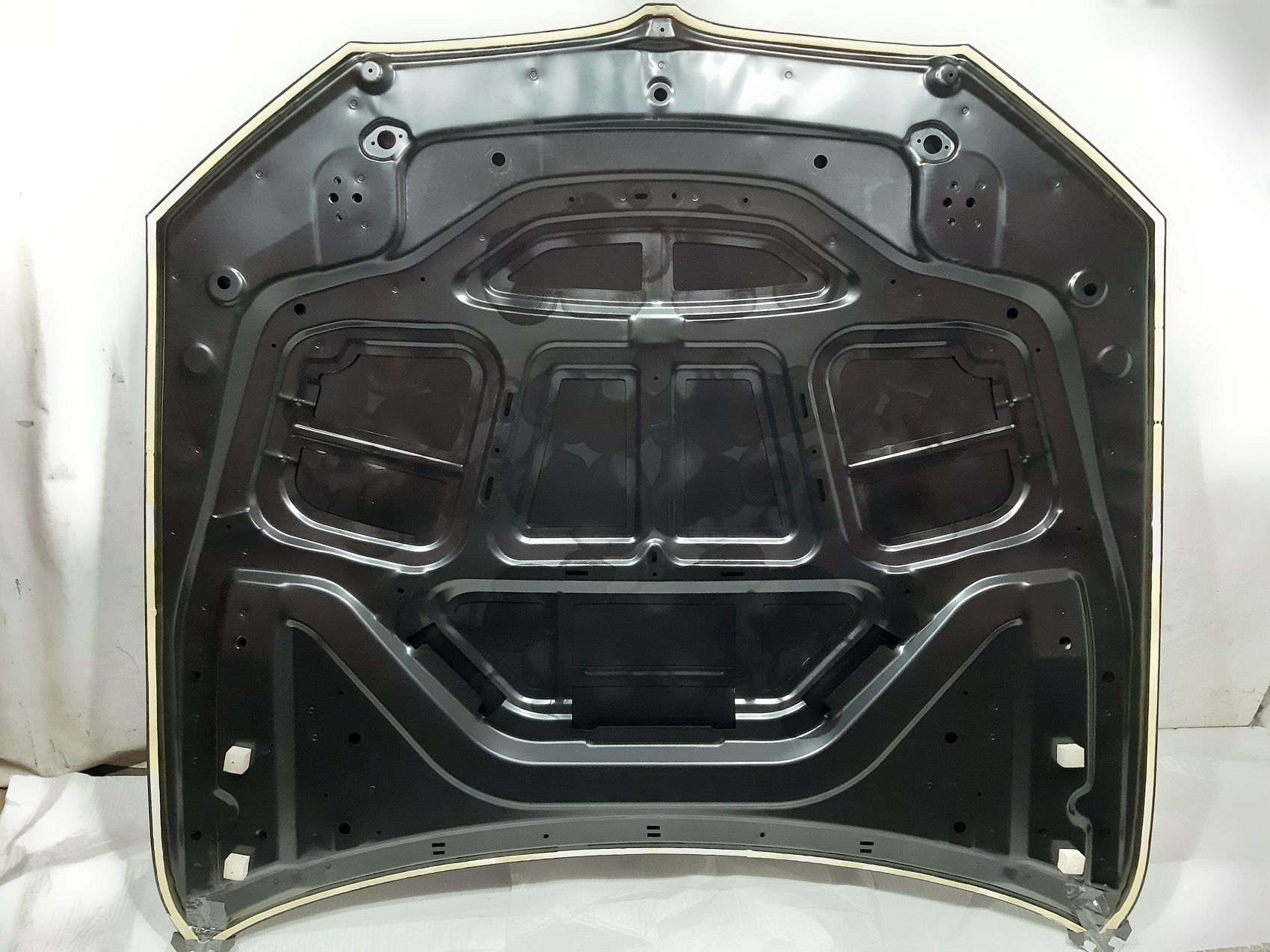 Товары с дефектами Капот (алюминий) дефект BMW 5 2017-2023 41007440427 BMW 5 3