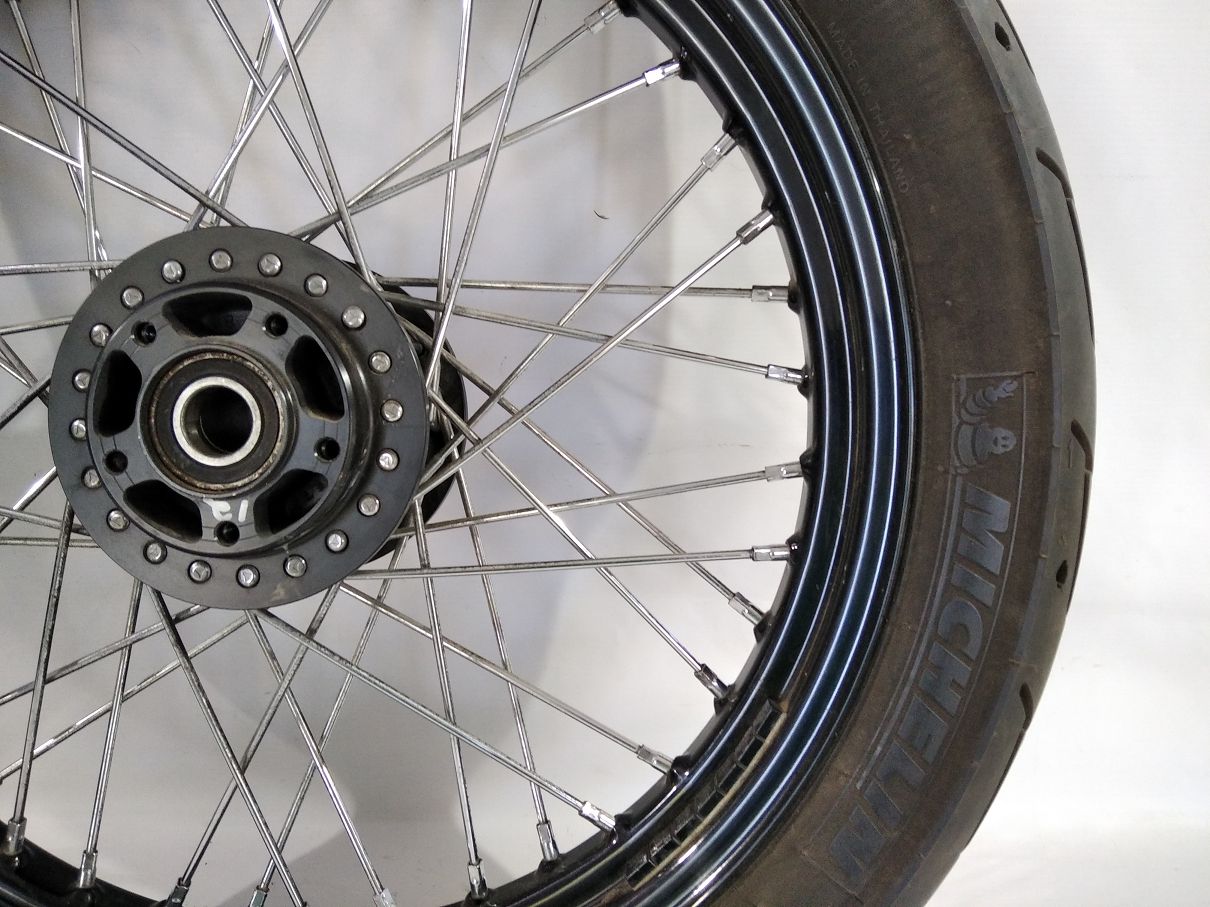 Xl 1200 Колесо переднє Harley-Davidson XL1200 2012 4383108 Harley-Davidson XL1200 4