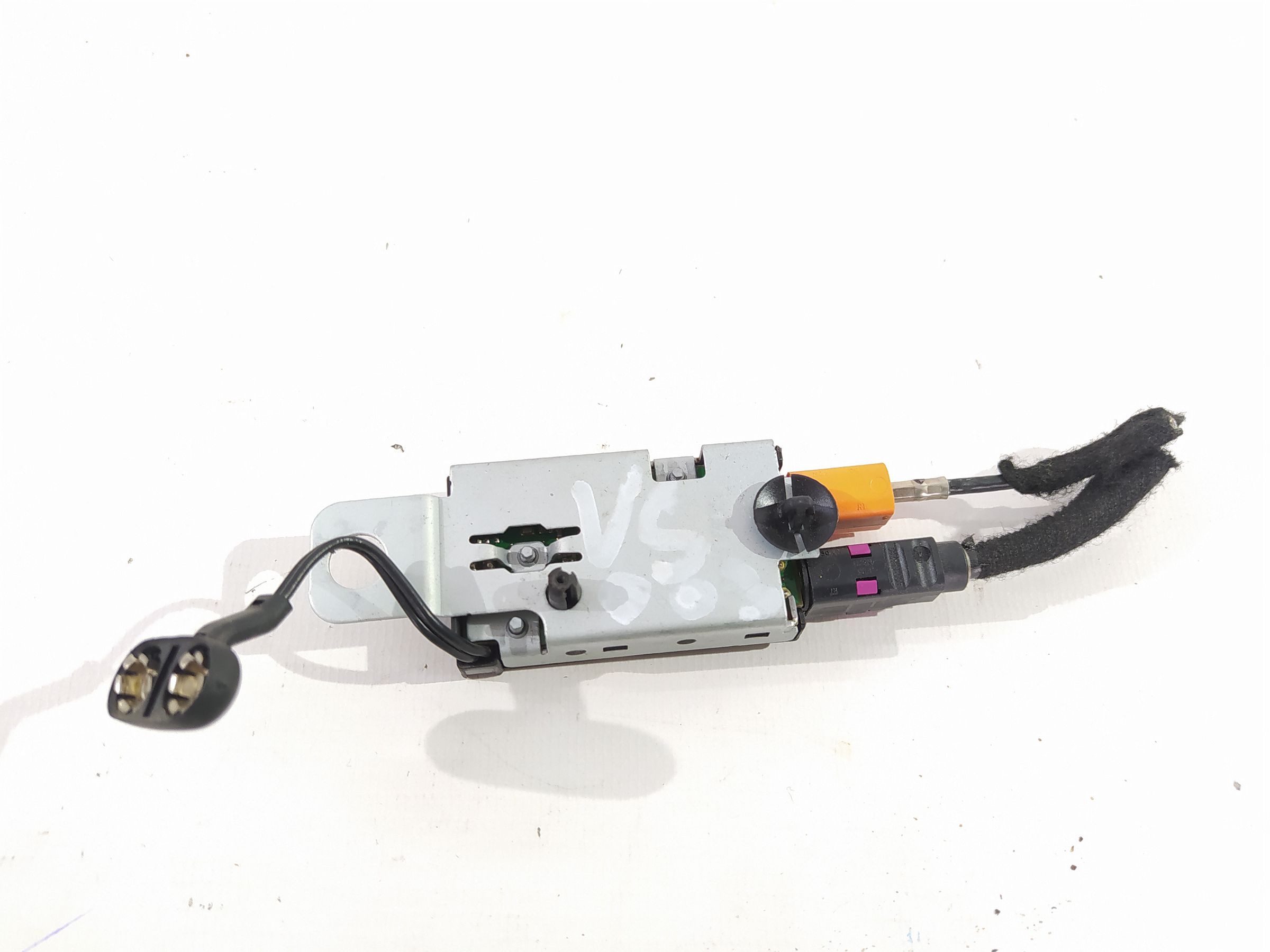 Malibu Радио-системный усилитель Chevrolet Malibu 2013-2016 23455466 Chevrolet Malibu 2