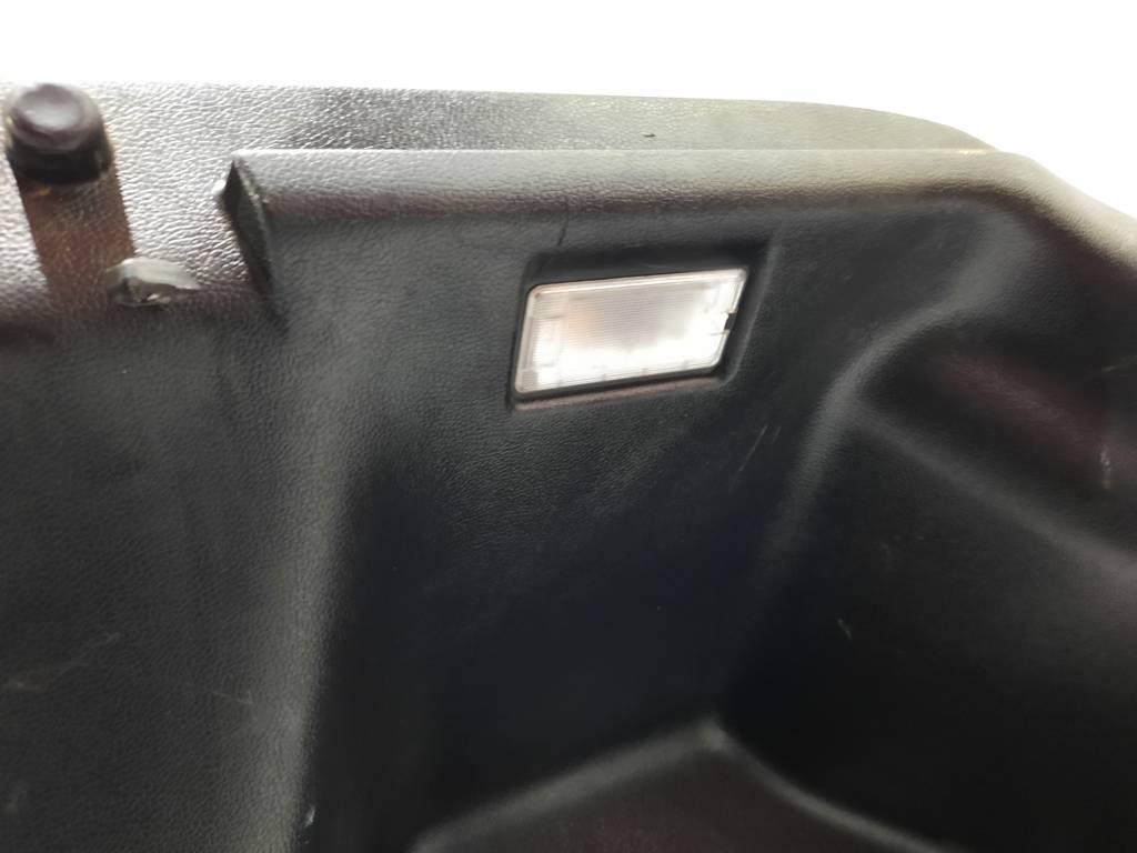Veloster Обшивка багажного отделения правая Hyundai Veloster 2012-2017 85740-2V000-RY Hyundai Veloster 4 Veloster Обшивка багажного отделения правая Hyundai Veloster 2012-2017 85740-2V000-RY Hyundai Veloster 4