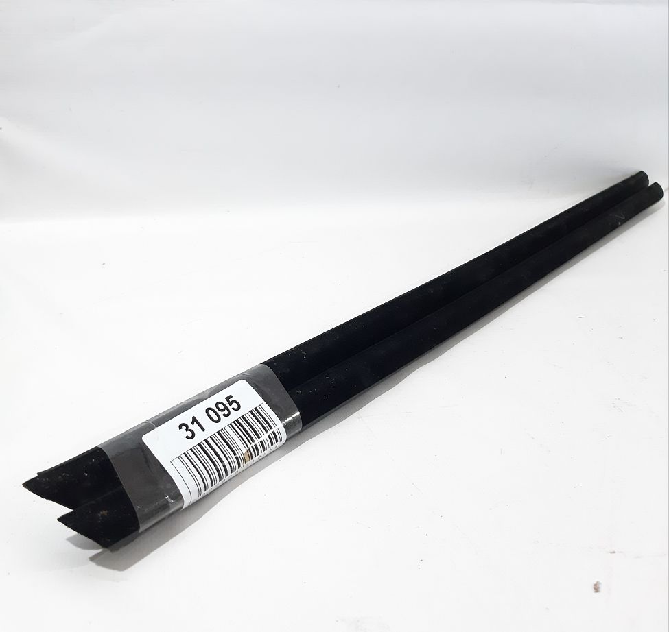 Dart Уплотнитель стекла двери задний правый внутренний Dodge Dart 2013-2019 68082818AC Dodge Dart 4