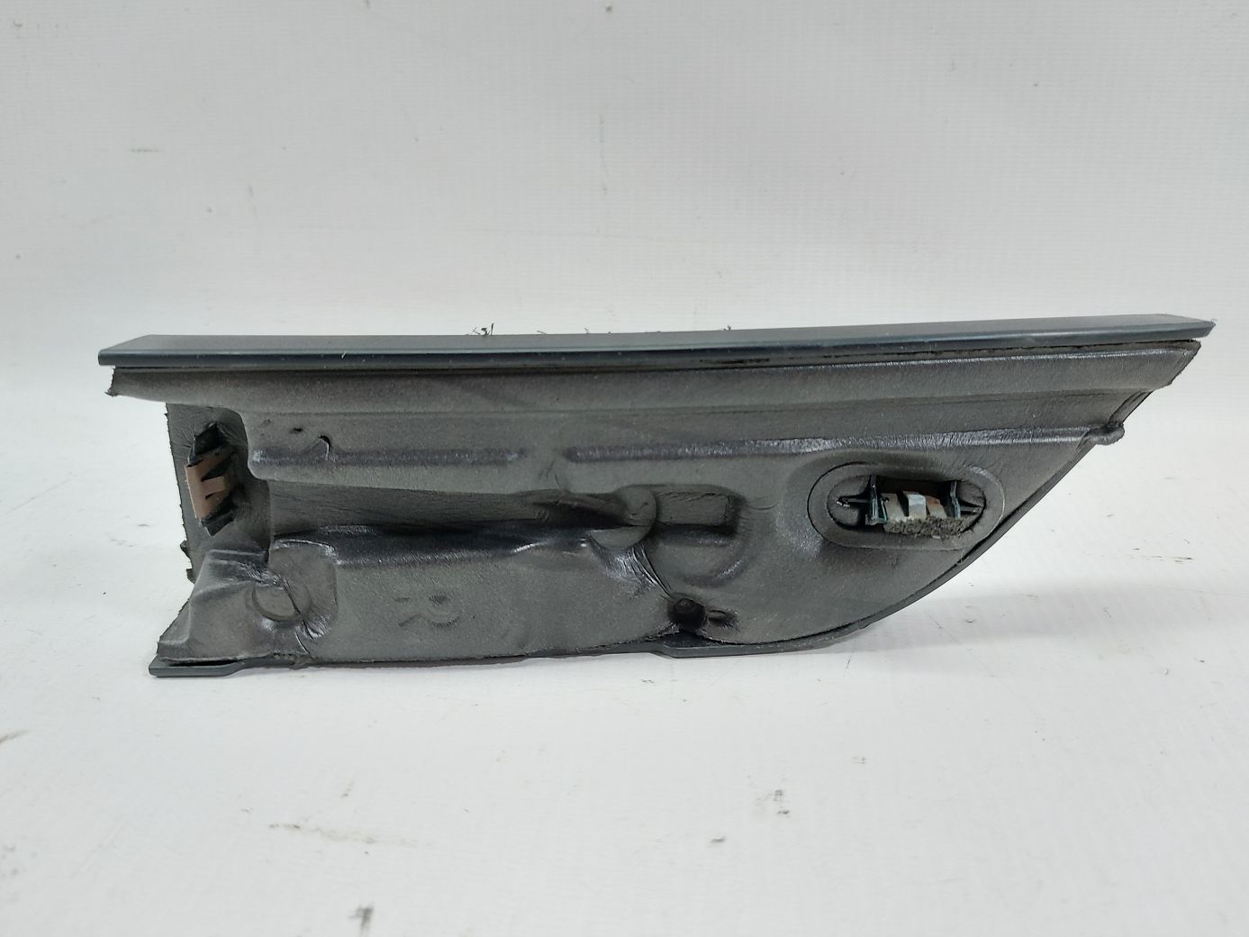 Grand caravan Кут дверей передньої правої внутрішній Dodge Grand Caravan 2011-2020 1TS94DX9AB Dodge Grand Caravan 3 Grand caravan Кут дверей передньої правої внутрішній Dodge Grand Caravan 2011-2020 1TS94DX9AB Dodge Grand Caravan 3