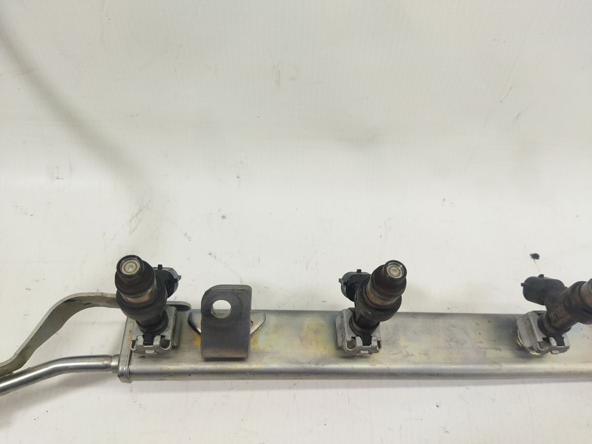 Rogue Топливная рейка с форсунками Nissan Rogue 2014-2020 175204BA0A Nissan Rogue 3