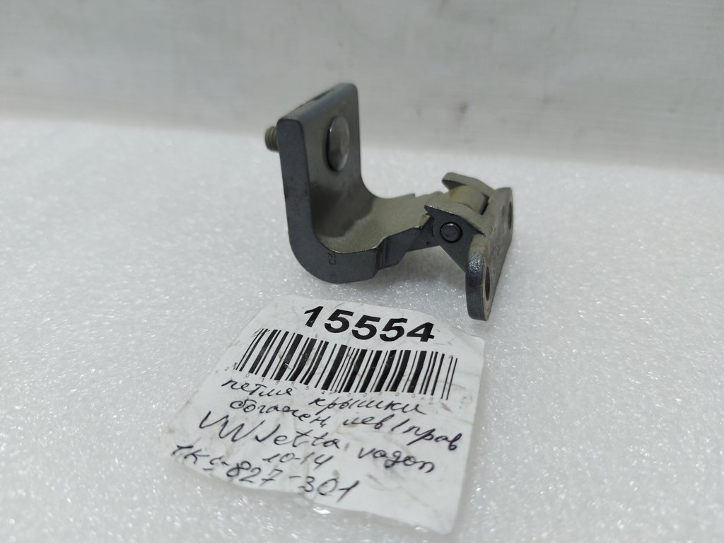 Jetta wagon Петля кришки багажника ліва/права Volkswagen Jetta wagon 2010-2014 1K9827301 Volkswagen Jetta 4