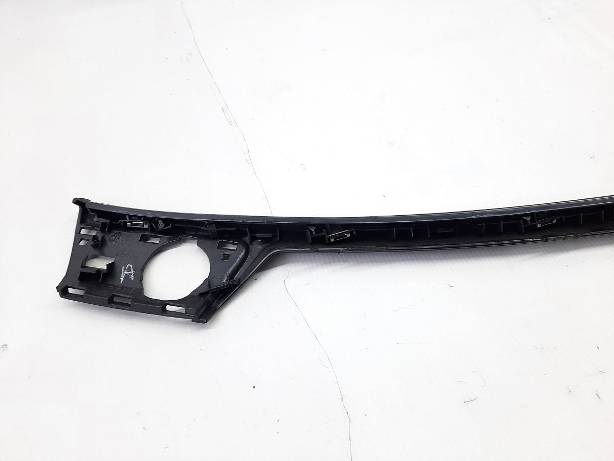 Passat s Накладка торпед під лобове скло Volkswagen Passat S 2012-2019 561857192B81U Volkswagen Passat S 7