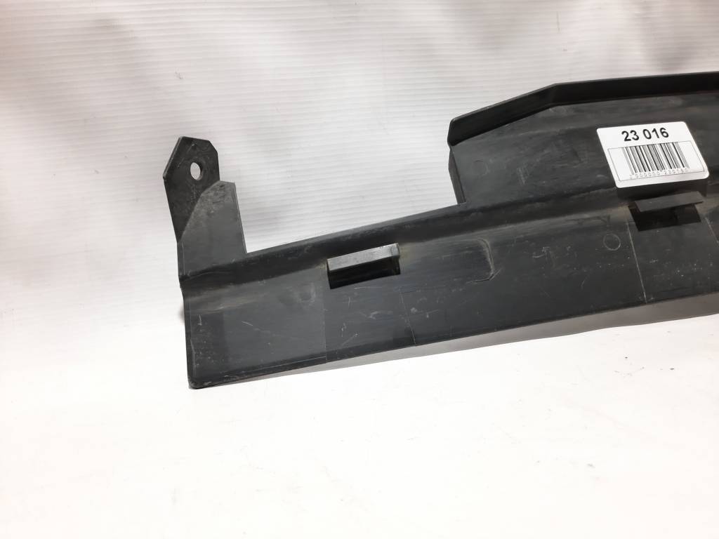 Ats Накладка под лобовое стекло (наружное) Cadillac ATS 2013-2019 22893531 Cadillac ATS 14