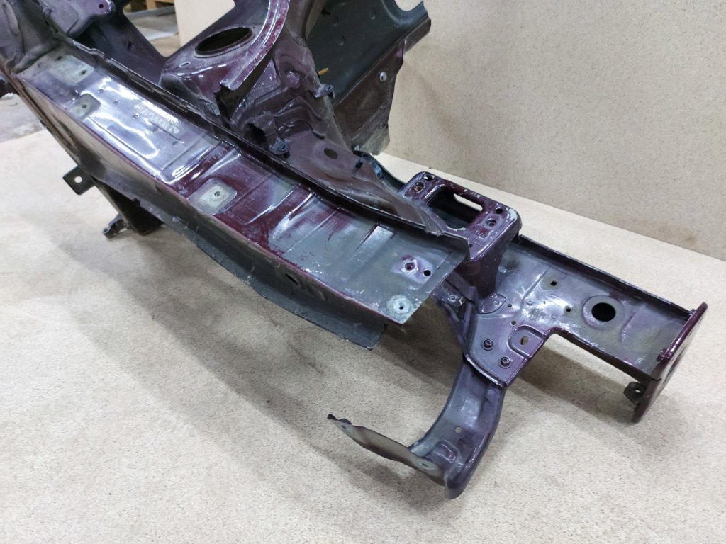 Passat s Четверть передняя правая Volkswagen Passat S 2012-2015 561803092A Volkswagen Passat S 24