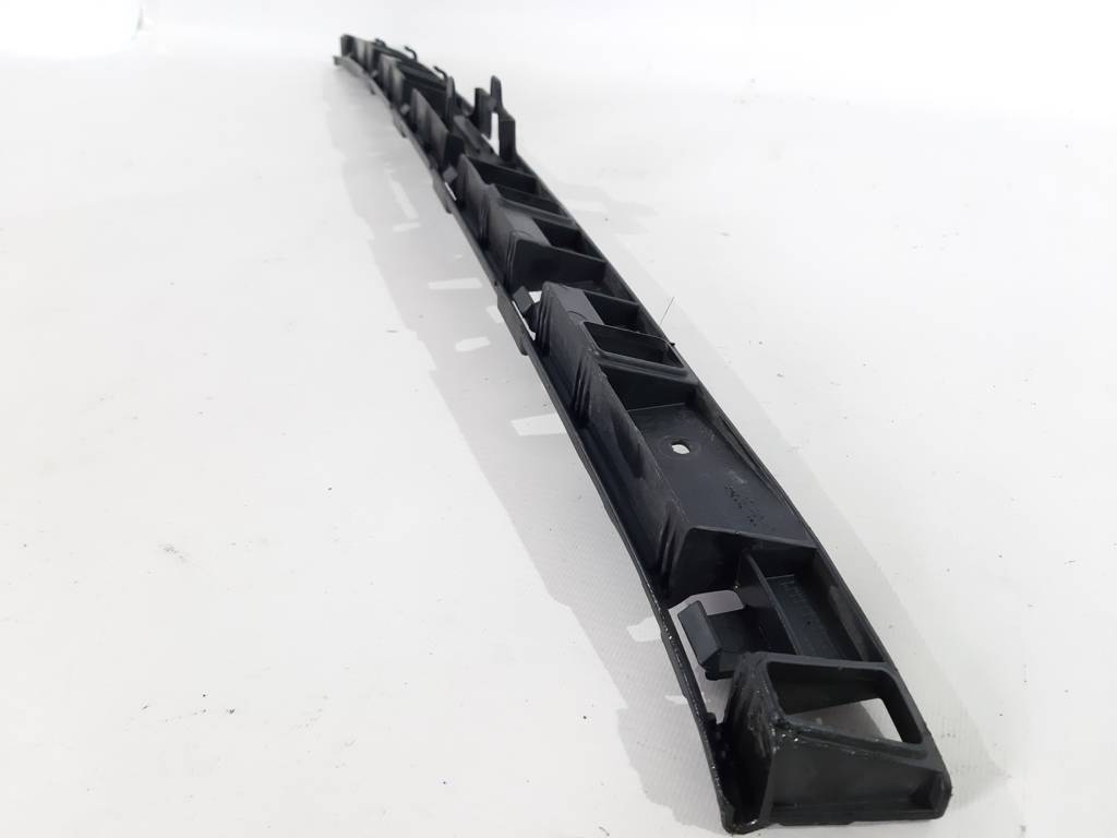 Jetta sedan Крепление заднего бампера центральное Volkswagen Jetta sedan 2011-2014 5C6807863 Volkswagen Jetta sedan 9