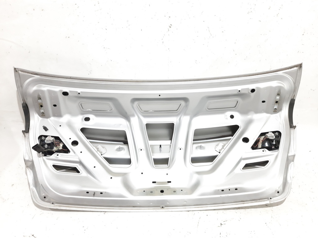 Dart Кришка багажника Dodge Dart 2013-2019 68081664AC Dodge Dart 27