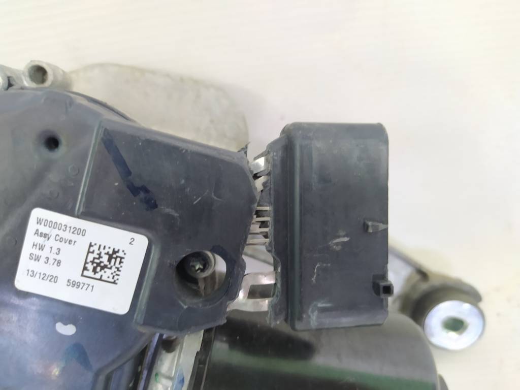 Товары с дефектами Моторчик стеклоочистителя левый (отломана фишка) Ford Fusion 2013-2018 DS7Z17508M Ford Fusion 2