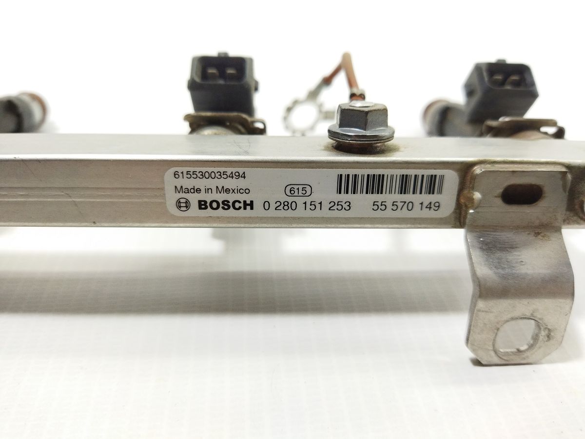 Volt Паливна рейка з форсунками Chevrolet Volt 2011-2015 55570149 Chevrolet Volt 5