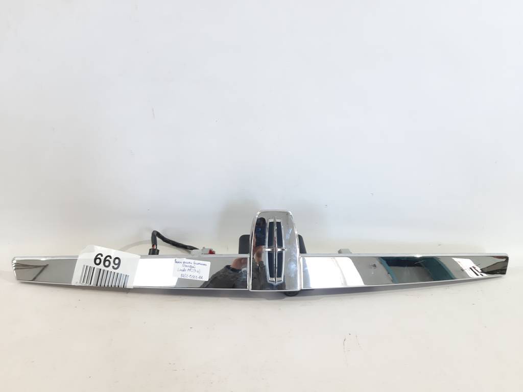 Mks. Панель кришки багажника з камерою Lincoln MKS 2009-2012 8A5Z13508BA Lincoln MKS