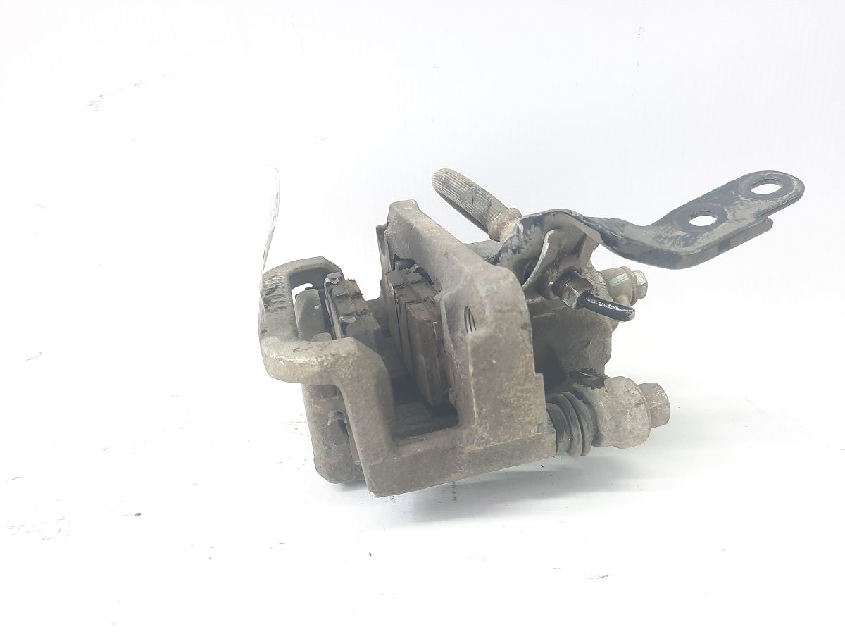 Rogue. Супорт гальмівний задній правий Nissan Rogue 2015-2017 440014BA0A Nissan Rogue Rogue. Супорт гальмівний задній правий Nissan Rogue 2015-2017 440014BA0A Nissan Rogue