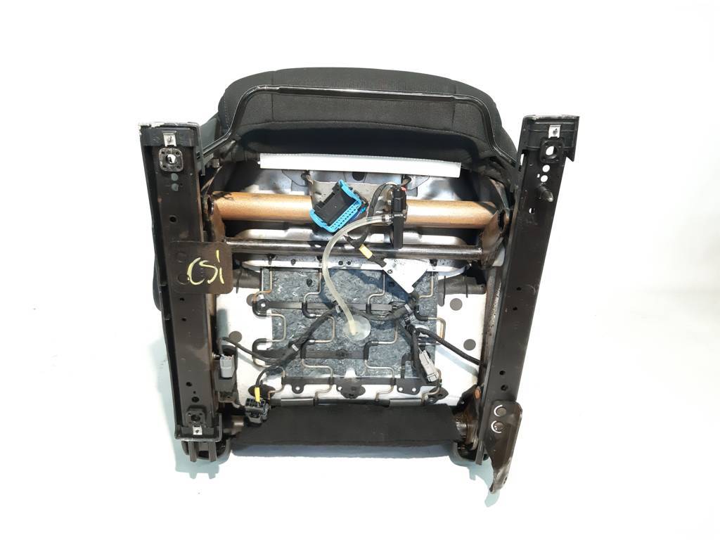 Dart Сидение переднее правое Dodge Dart 2013 68083599AA Dodge Dart 18