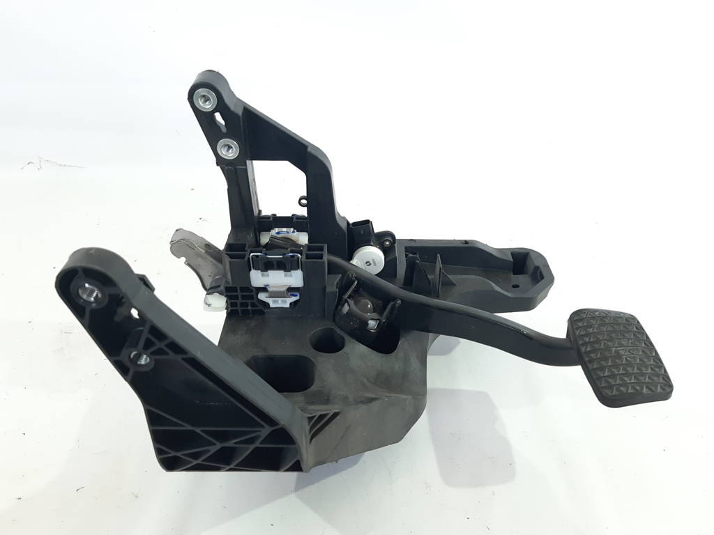 Malibu Педаль гальма Chevrolet Malibu 2018 84091163 Chevrolet Malibu 13