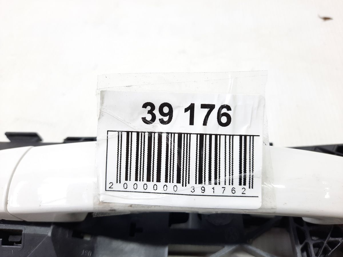 Tiguan Ручка дверей задньої правої/лівої зовнішня Volkswagen Tiguan 2009-2018 5N0837205MGRU Volkswagen Tiguan 8