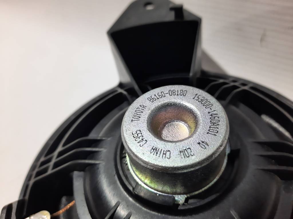 Sienna Динамік задній правий Toyota SIENNA 2011-2020 8616008180 Toyota SIENNA 6