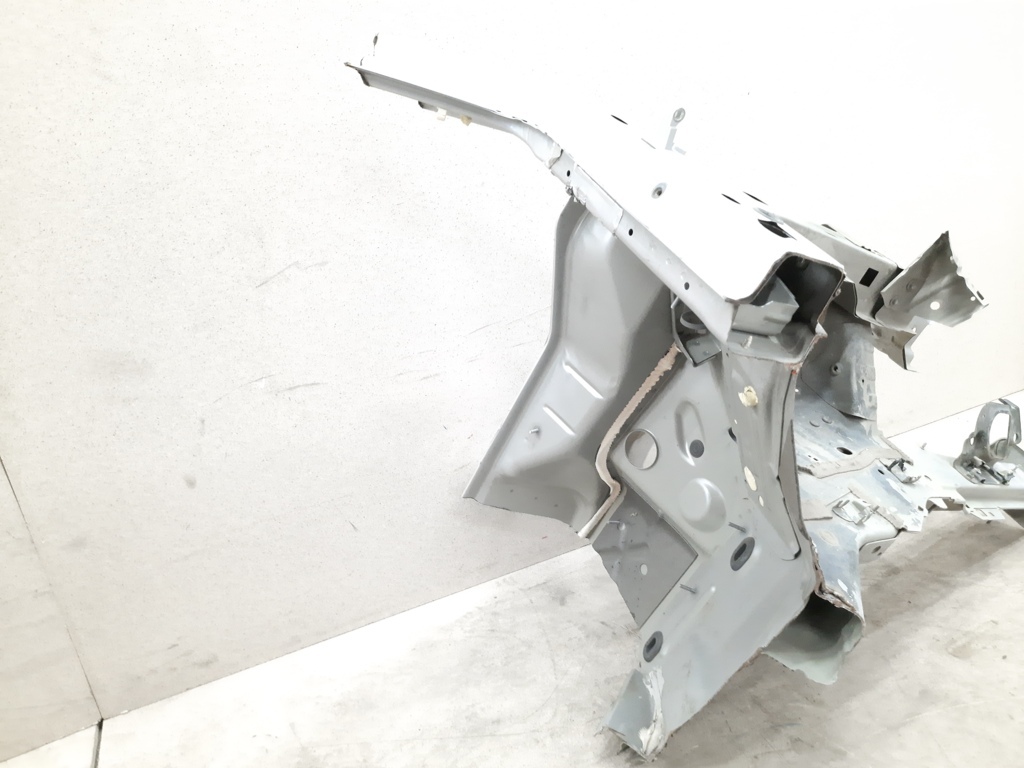 Dart Чверть передня права зі склянкою Dodge Dart 2013-2019 68105062AB Dodge Dart 13