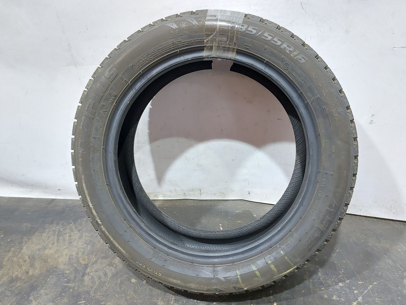 Зимние шины Резина APlus A506 185/55R16 6