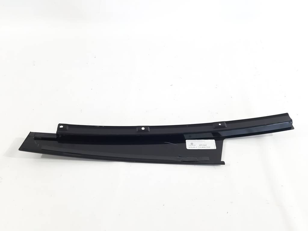 Dart Накладка двери передней левой(декор) Dodge Dart 2013-2019 68082731AE Dodge Dart 2