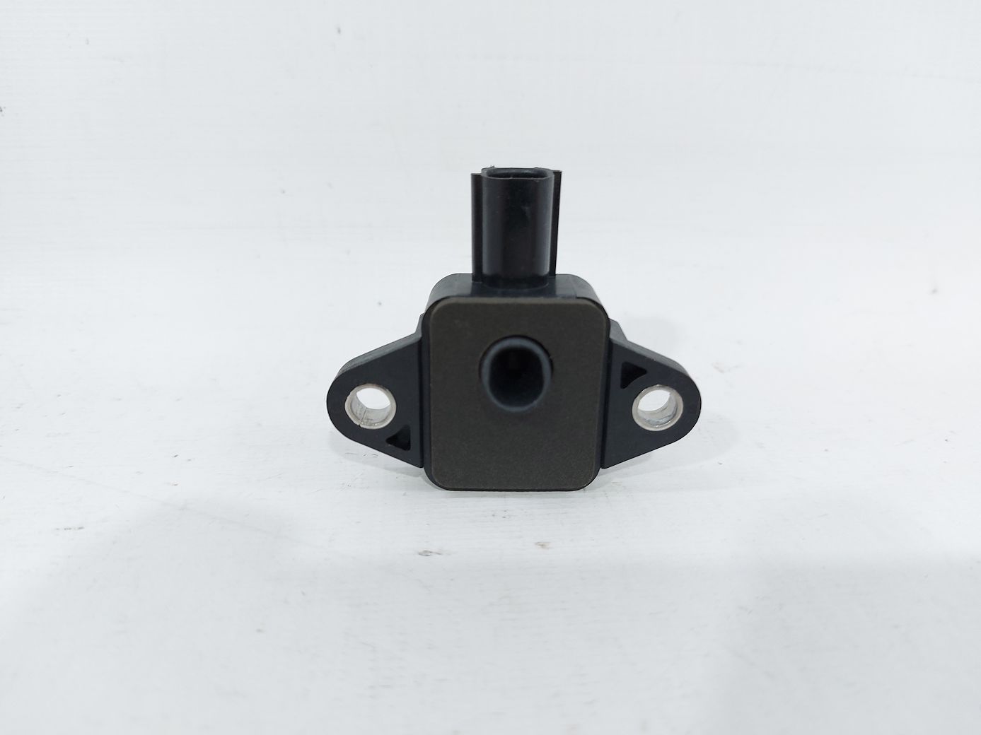 Veloster Датчик удару дверей передньої правої/лівої Hyundai Veloster 2012-2017 959201R200 Hyundai Veloster 6