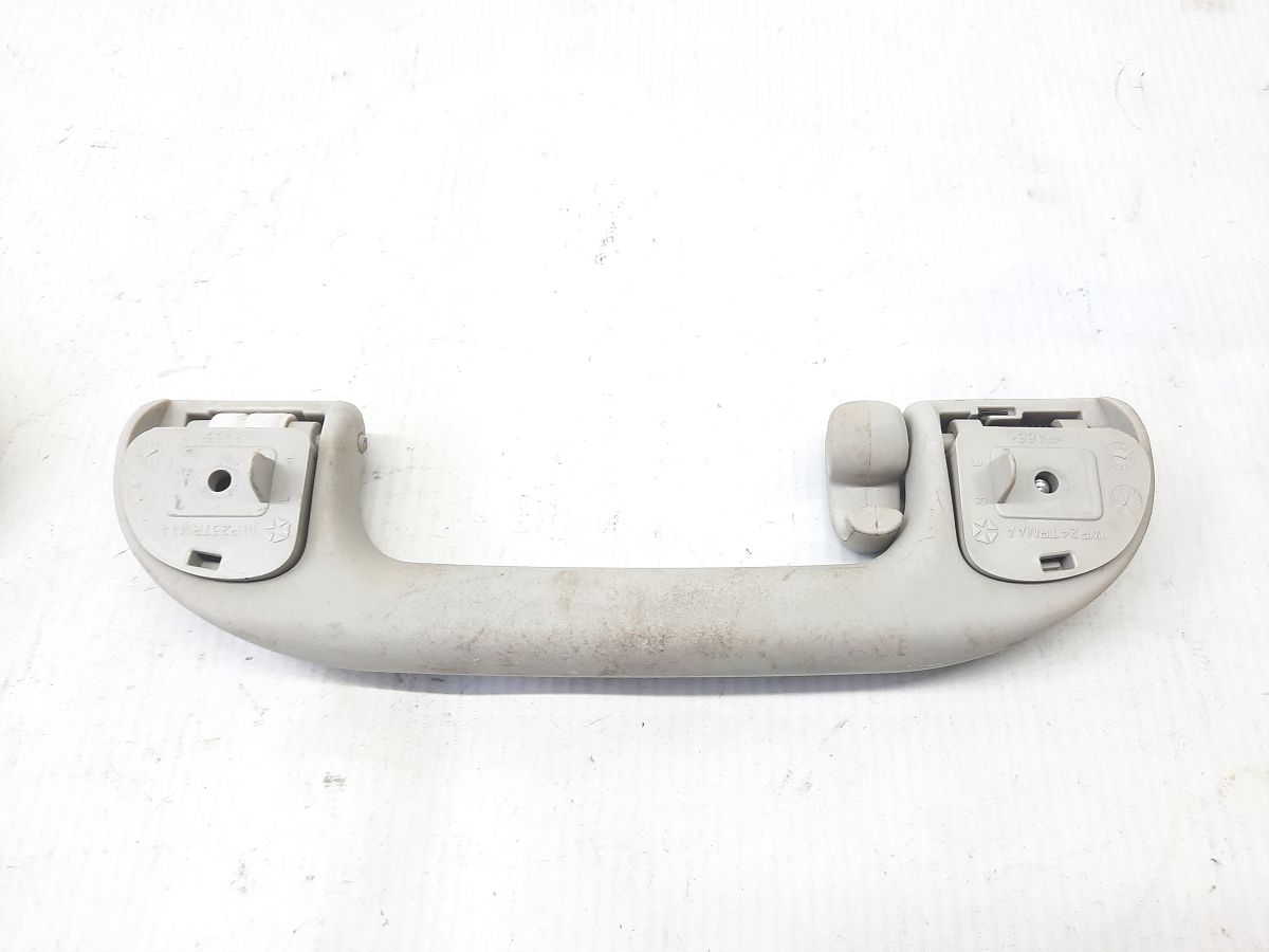 Dart Ручка потолочная вешалка Dodge Dart 2013-2019 1SW77HDAAE Dodge Dart 4