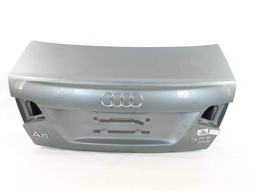 A6. Кришка багажника седан Audi A6 2009-2011 4F5827023R Audi A6