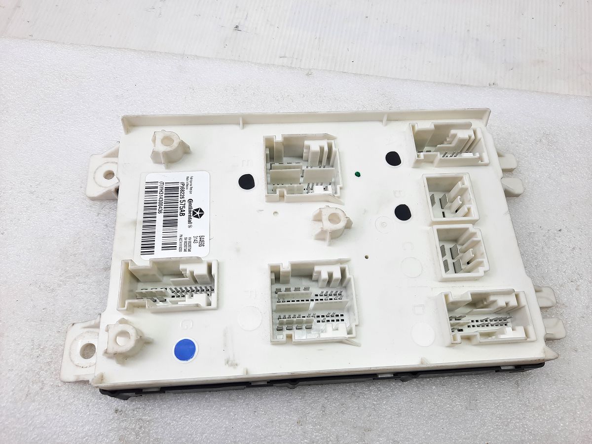 Charger. Блок комфорту Dodge Charger 2014 68226575AB Dodge Charger Charger. Блок комфорту Dodge Charger 2014 68226575AB Dodge Charger