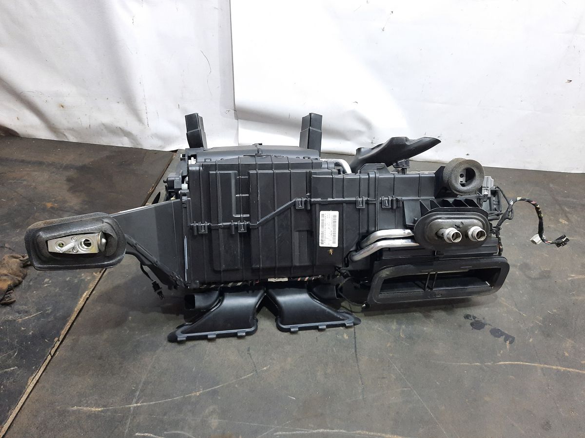 Товари з дефектами Піч (дефект) Cadillac ATS 2013-2019 22799389 Cadillac ATS 9