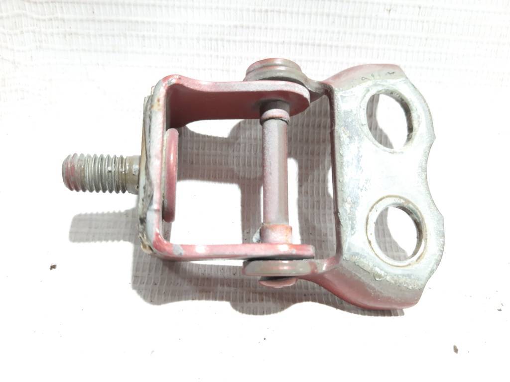 Scion iq Петля крышки багажника левая/правая Toyota Scion IQ 2012-2015 6880174020 Toyota Scion IQ 5