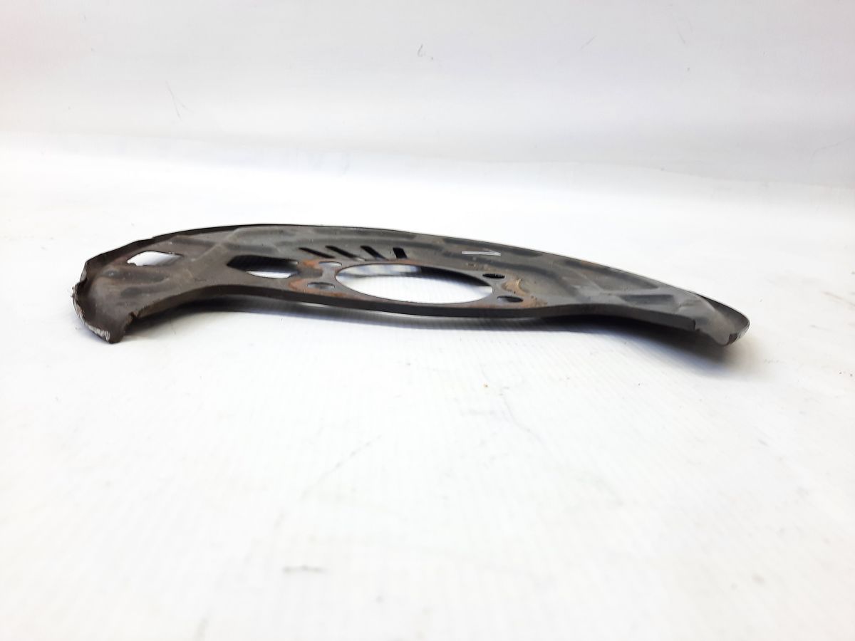 Sentra Пильовик гальмівного диска переднього лівого Nissan Sentra 2016-2019 411603RJ0B Nissan Sentra 4