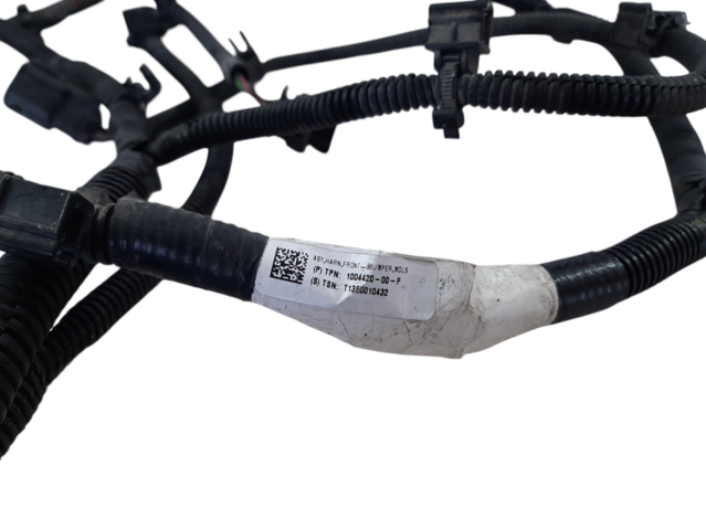 Model s Проводка переднего бампера (дефект) Tesla Model S 2012-2016 100442000F Tesla Model S 5 Model s Проводка переднего бампера (дефект) Tesla Model S 2012-2016 100442000F Tesla Model S 5