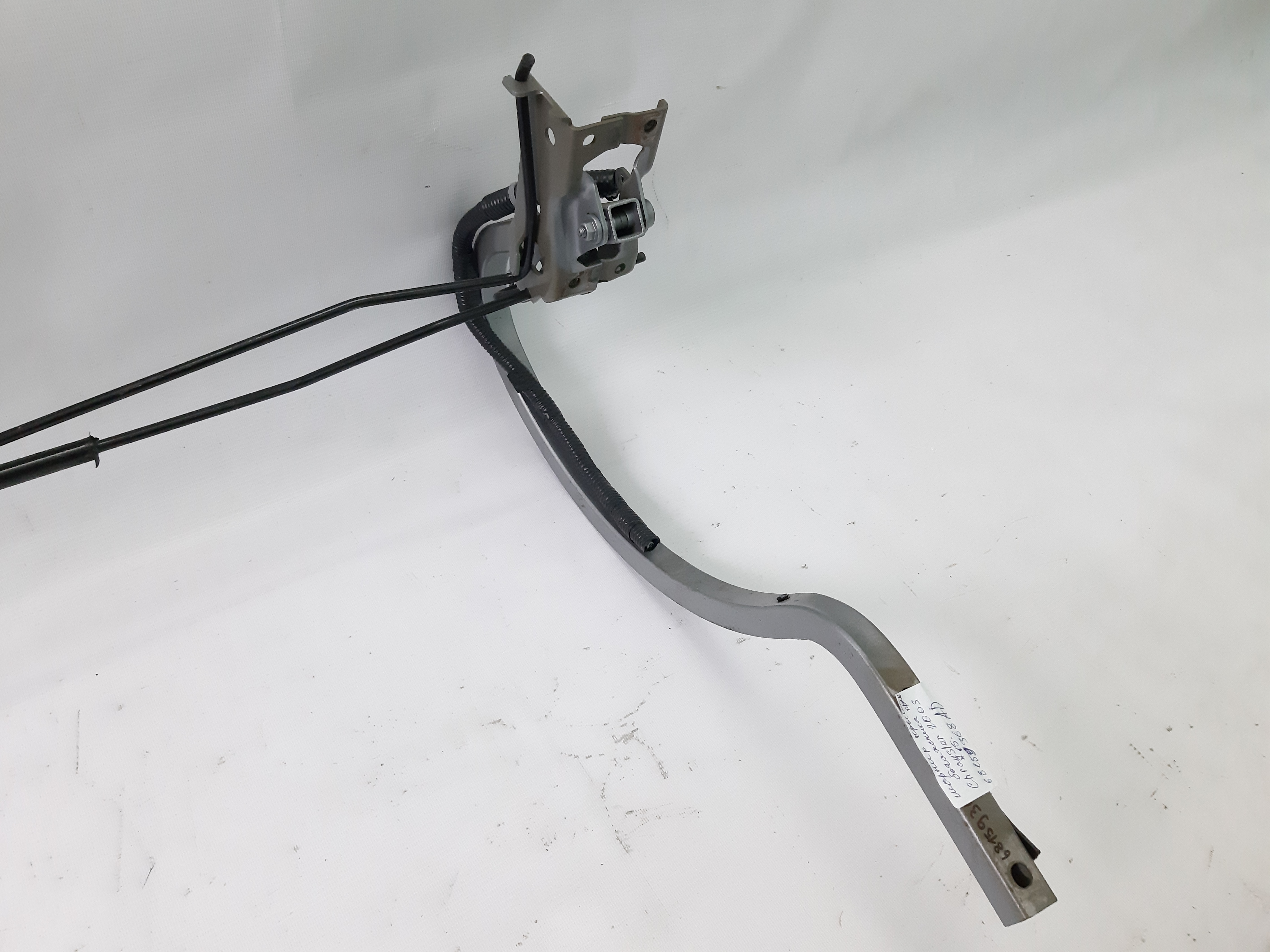 200s Шарнір кришки багажника правий Chrysler 200 S 2015-2017 68159368AD Chrysler 200 S 8