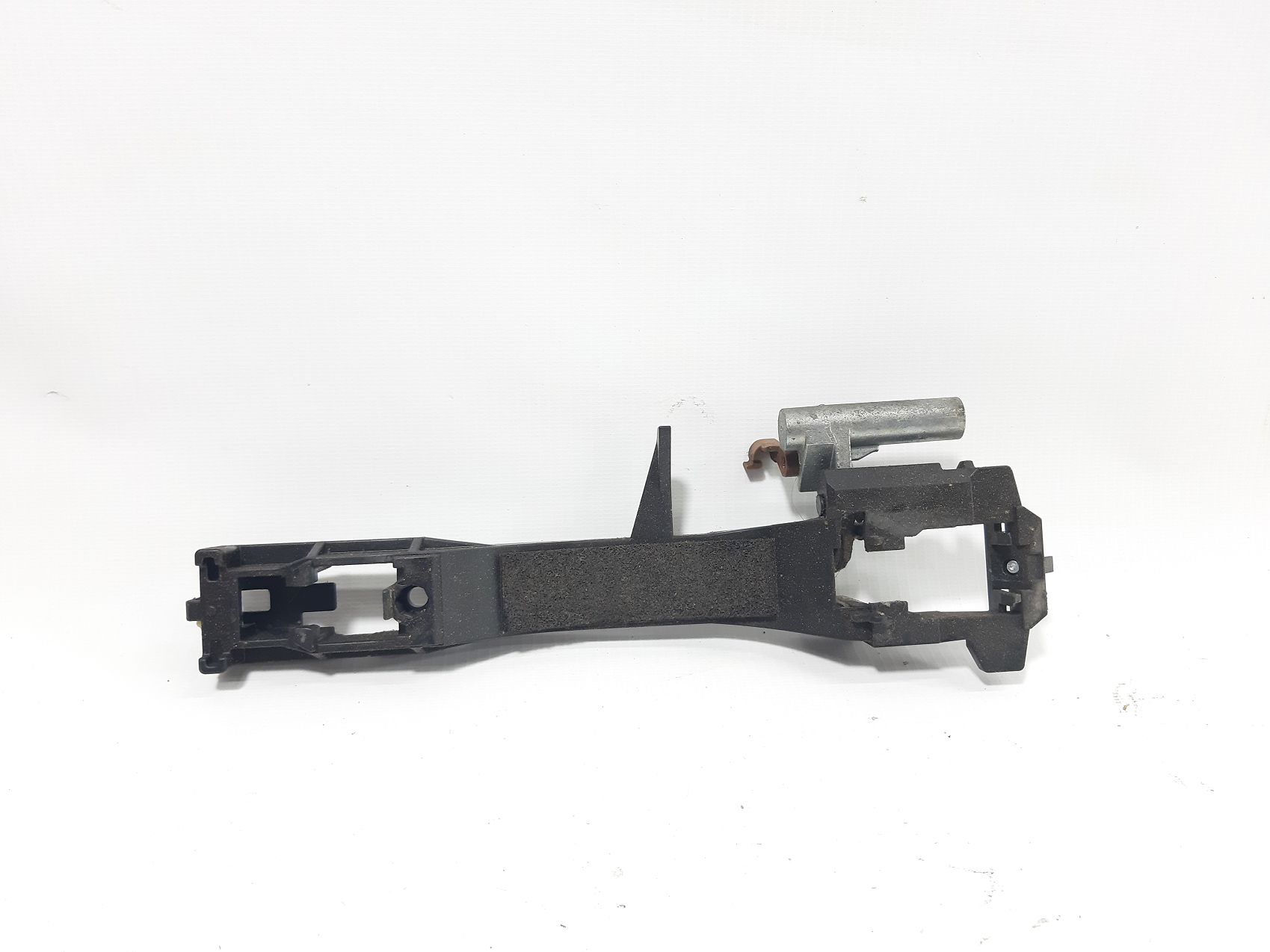 Legacy Кронштейн ручки дверей передньої лівої Subaru Legacy 2010-2014 61142AJ01A Subaru Legacy 1
