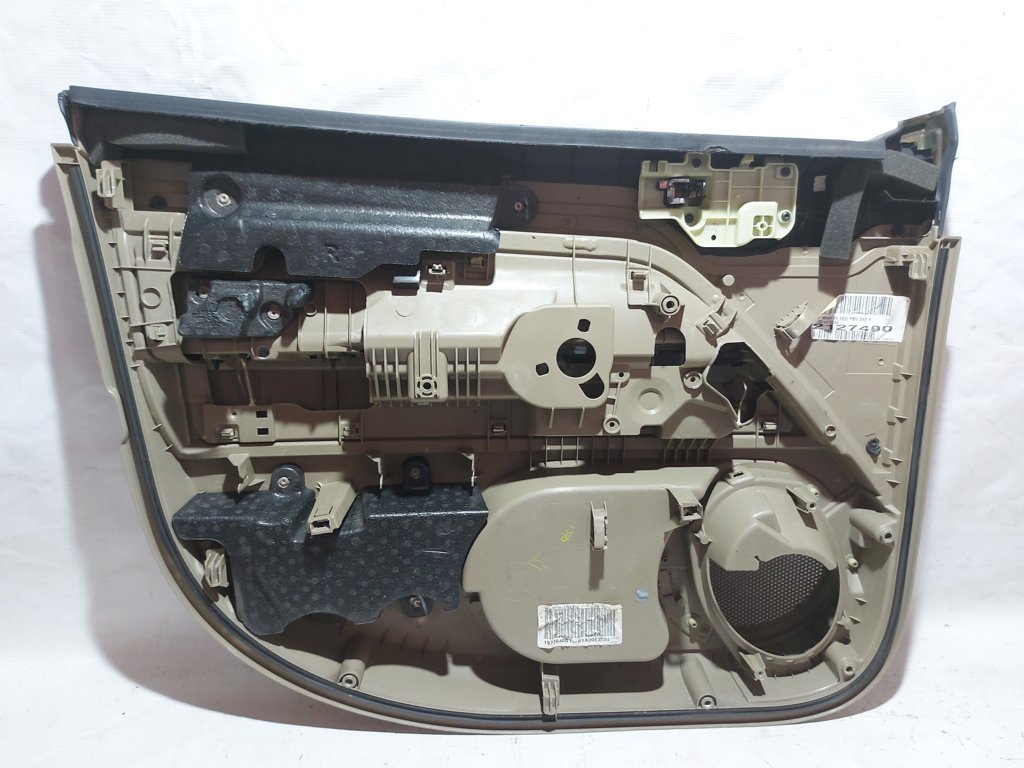 Compass Карта двери передняя правая Jeep Compass 2013-2017 1UC261DVAD Jeep Compass 17