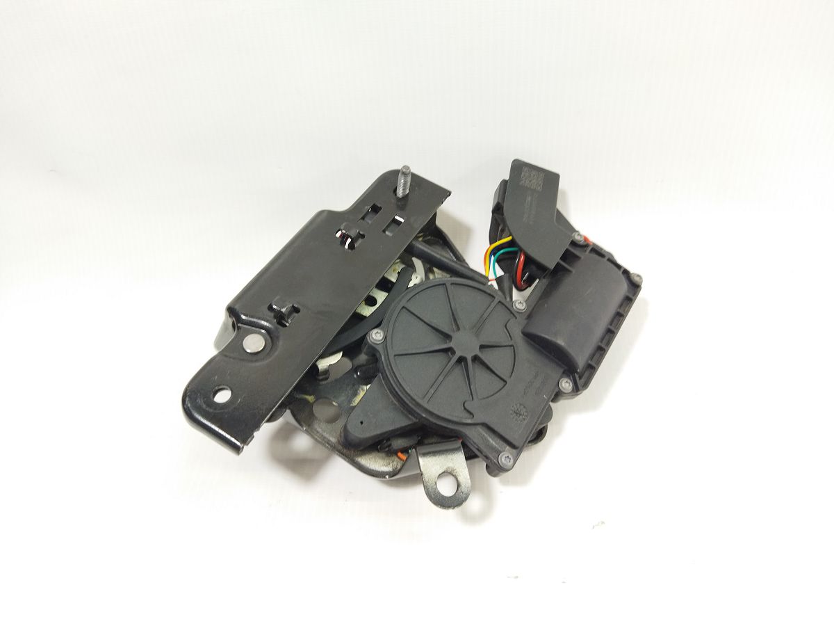 Model 3 Замок крышки багажника Tesla Model 3 2020-2024 109230000E Tesla Model 3 3