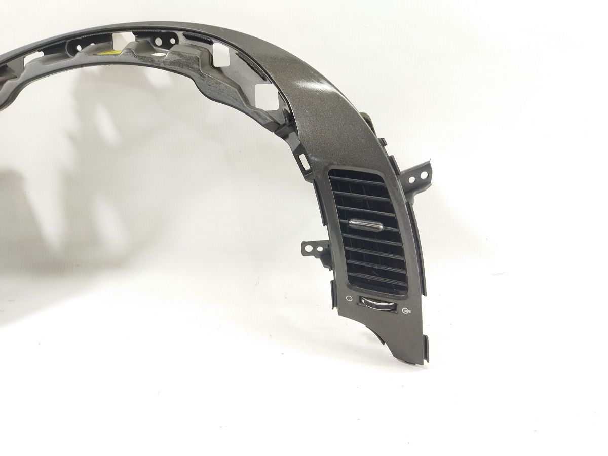 Forte Накладка торпеди центральна із повітроводами Kia Forte 2014-2016 97430A7050AKQ Kia Forte 3