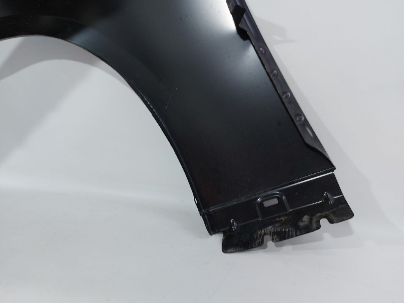 Charger Крило переднє праве Dodge Charger 2011-2014 55113584AB Dodge Charger 6