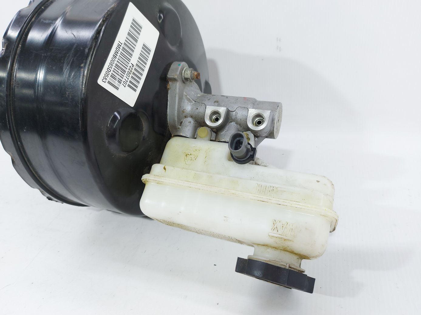 Equinox Головний гальмівний циліндр з вак. Chevrolet Equinox 2010-2017 22807707 Chevrolet Equinox 3