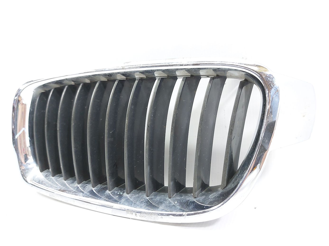 328i xdrive Решітка радіатора верхня ліва (ніздря) Тайвань BMW 328i xDrive 2012-2016 51137255411 BMW 328i xDrive 2