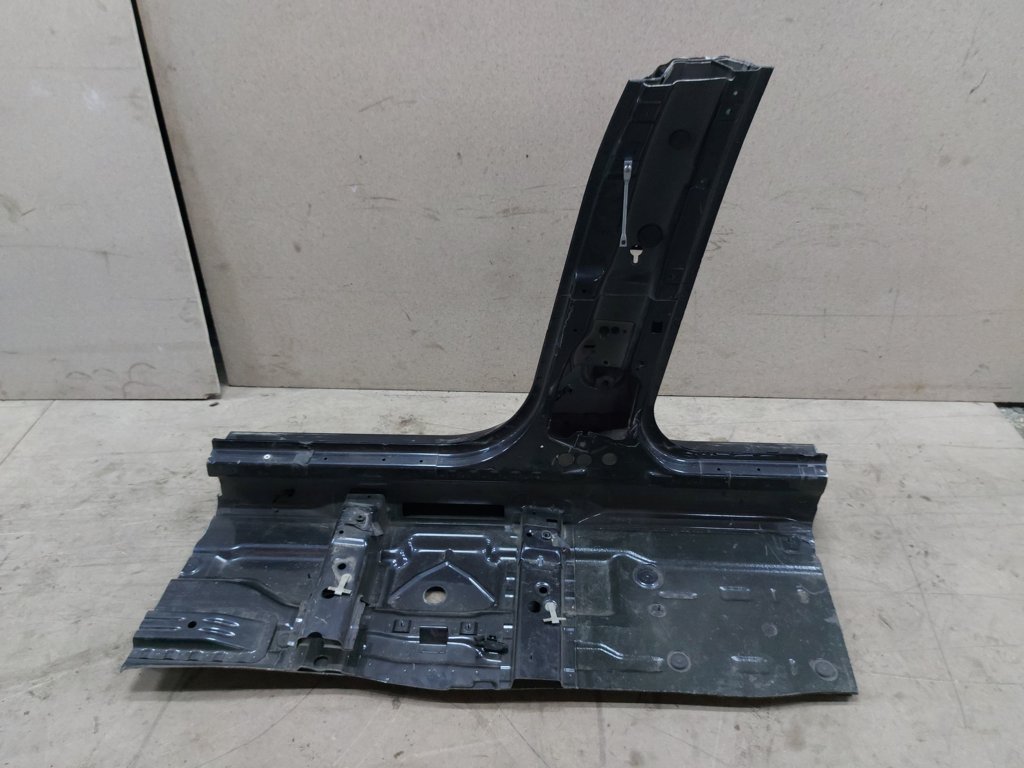 7 series Центральна стійка права (метал) BMW 7 2012 41217218594 BMW 7 5