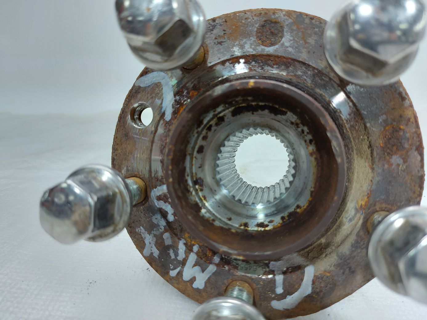 200 limited Ступиця задня ліва/права Chrysler 200 Limited 2015-2017 68155868AB Chrysler 200 Limited 39