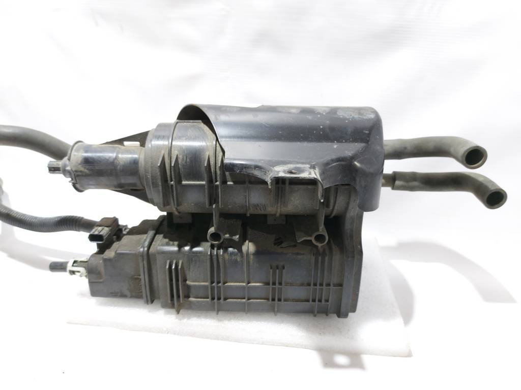 Insight Угольный фильтр рециркуляции паров бензина Honda Insight 2010-2014 17011TM8L01 Honda Insight 12