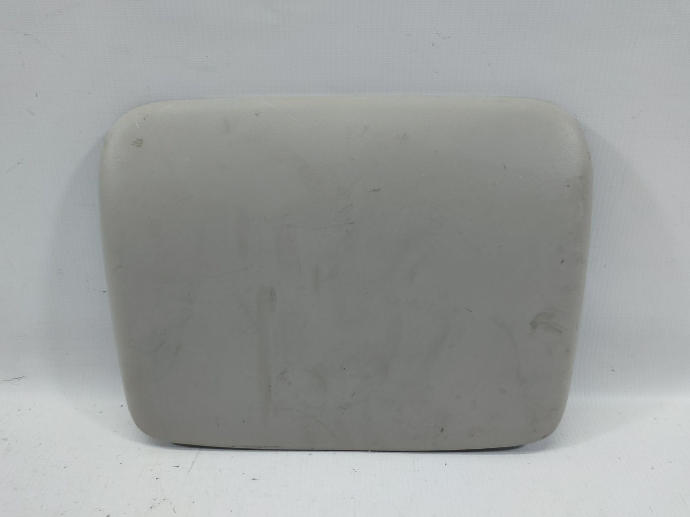 Fiesta. Накладка дополнительного стоп сигнала Ford Fiesta 2018 AE8313N408A Ford Fiesta