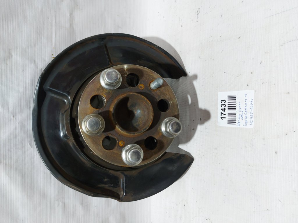 Camry. Ступиця задня ліва Toyota Camry 2012-2018 4246006070 Toyota Camry